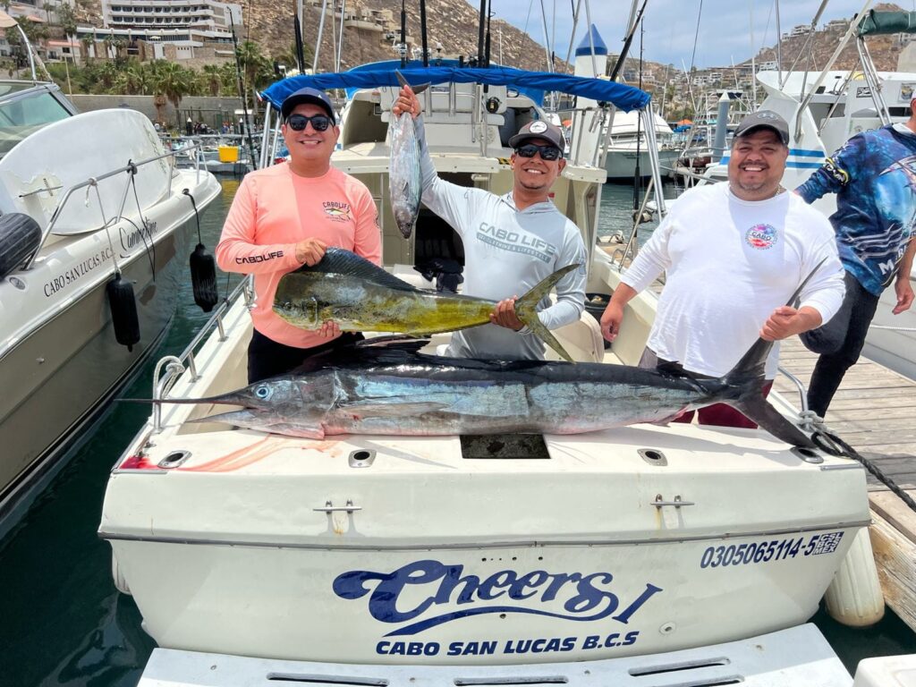 28' Cheers1 1-4pax Fish