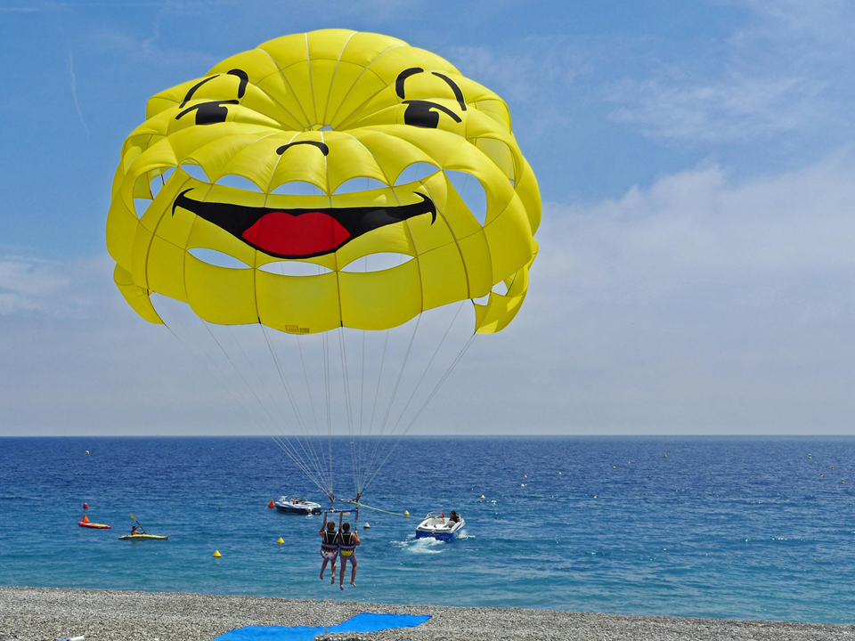 Parasailing 3