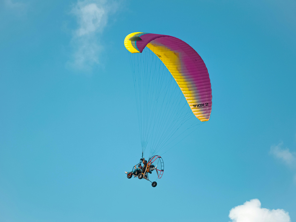 Sailing through sky with paramotor